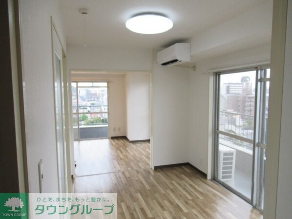 ワコー第3マンションの物件内観写真